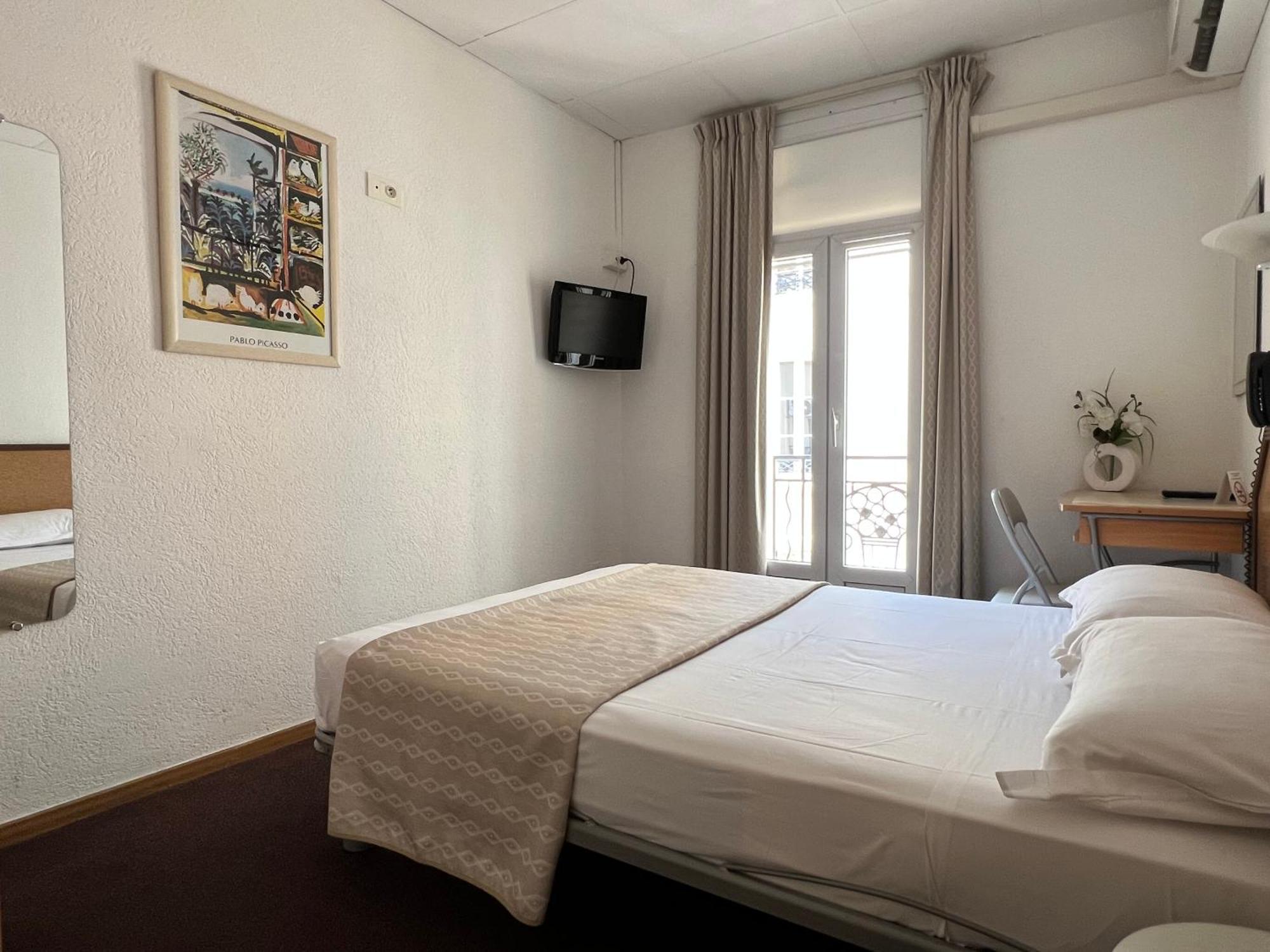Little Palace Cannes Bagian luar foto