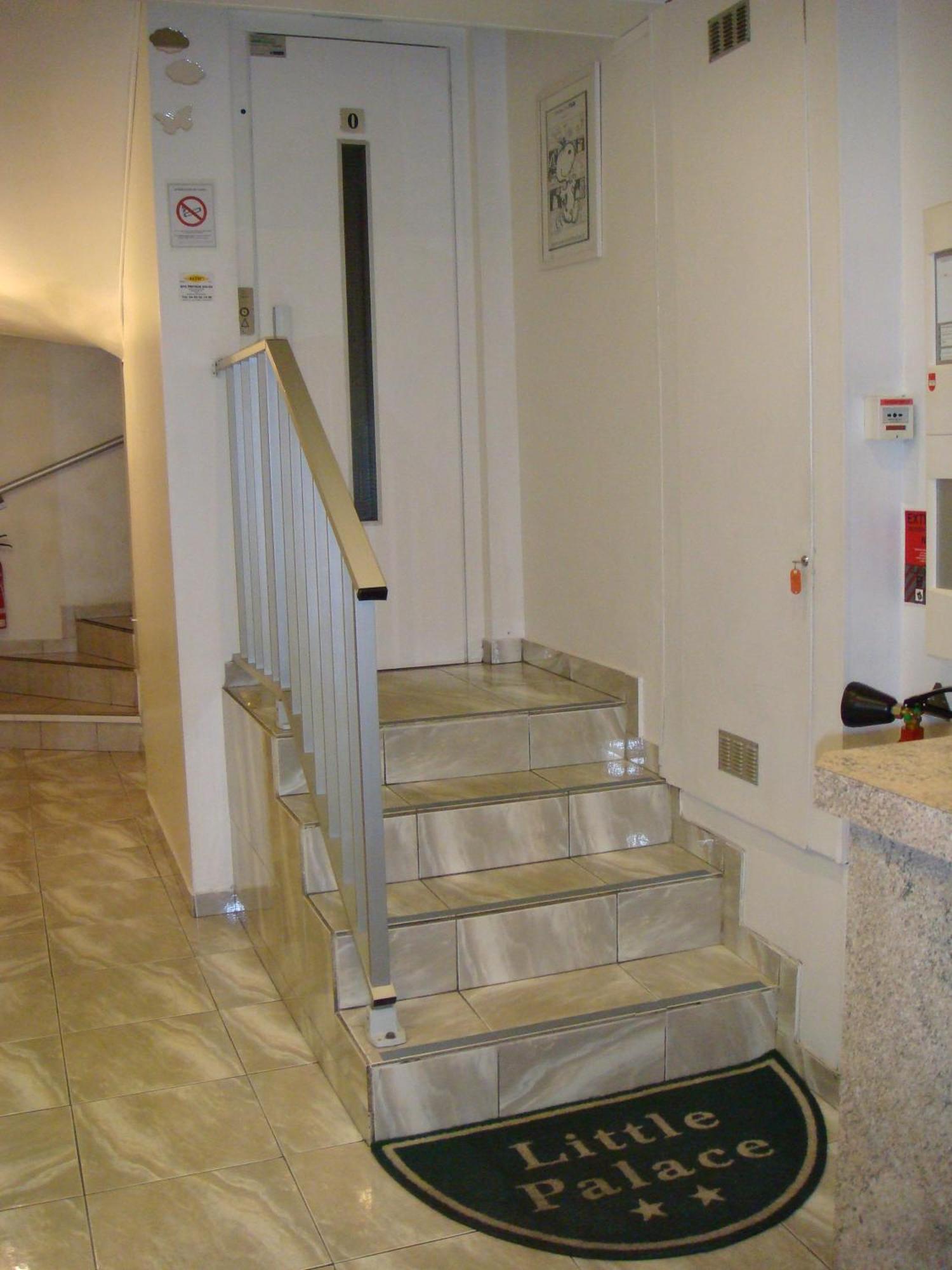 Little Palace Cannes Bagian luar foto